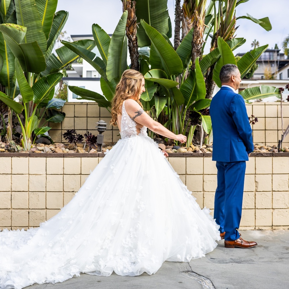 Calla Blanche, Felicity Label Size US 12 • Skin illusion inside - nearly white •